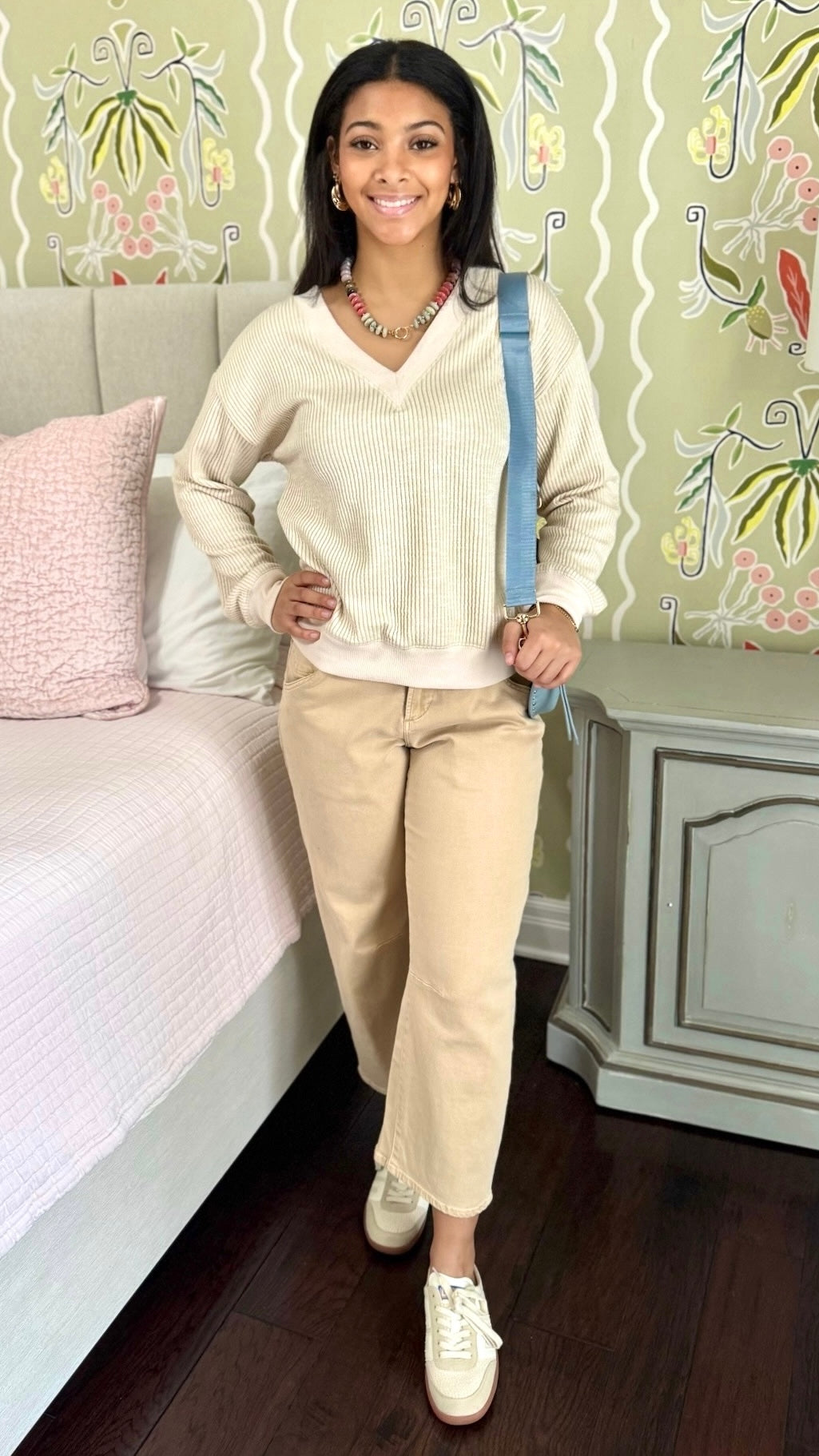 Sophie V Neck Ribbed Pullover - Light Beige