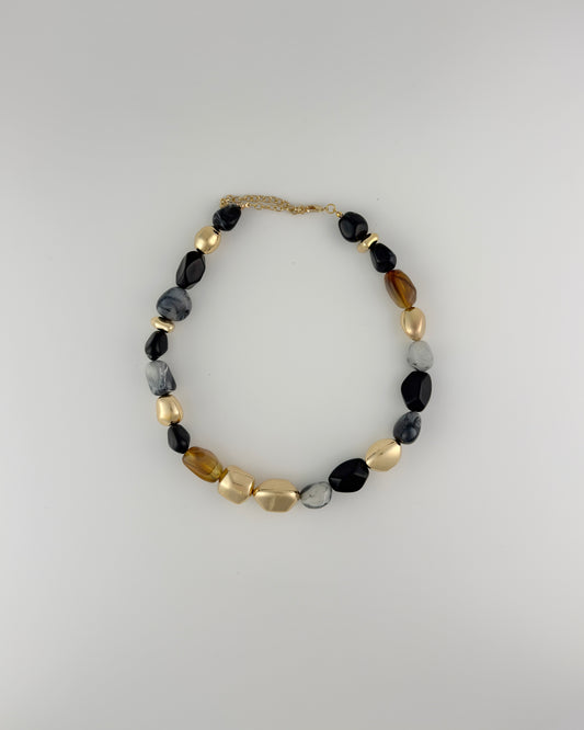 Neutral Chunky Necklace