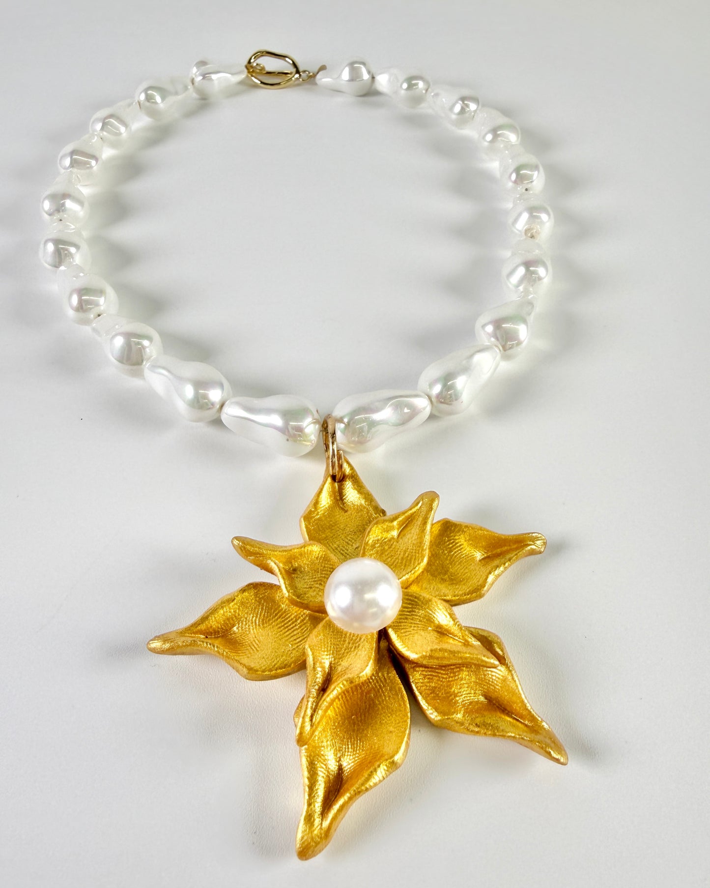 Baroque Pearls Magnolia Necklace